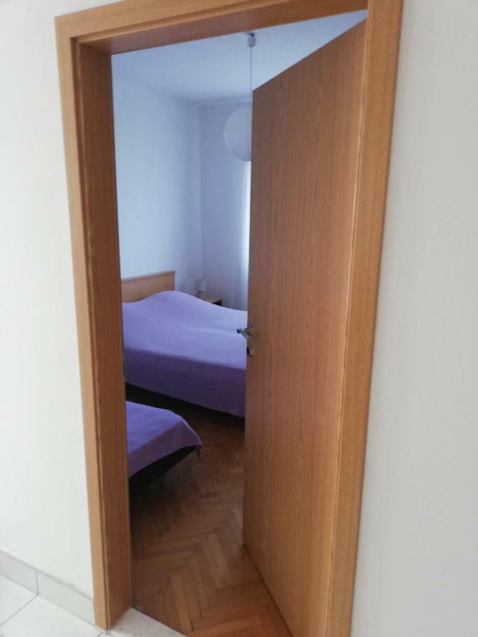 Spacious Family Apartment With Parking In The Shade And Barbecue House Šibenik Extérieur photo