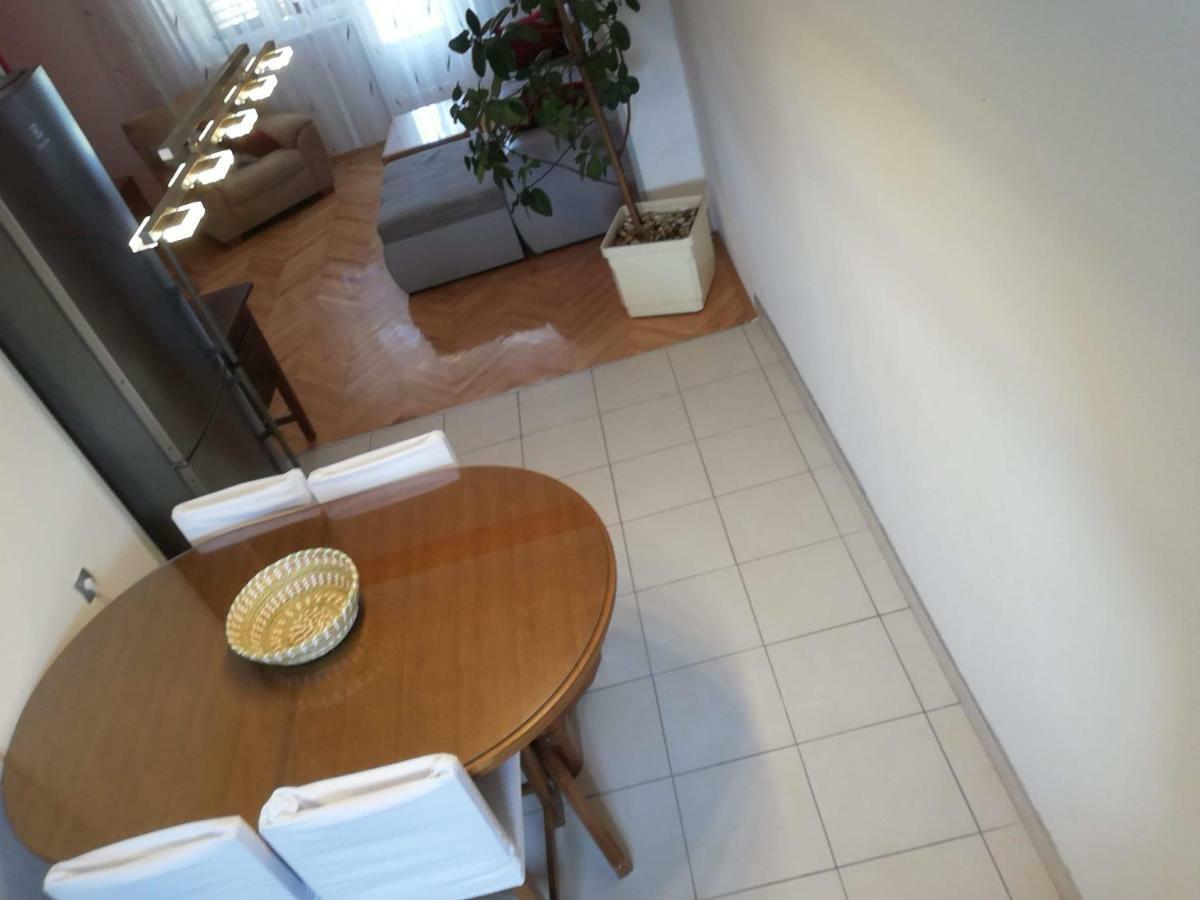 Spacious Family Apartment With Parking In The Shade And Barbecue House Šibenik Extérieur photo